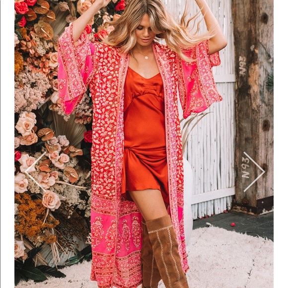 Spell - Picture 16 of 16